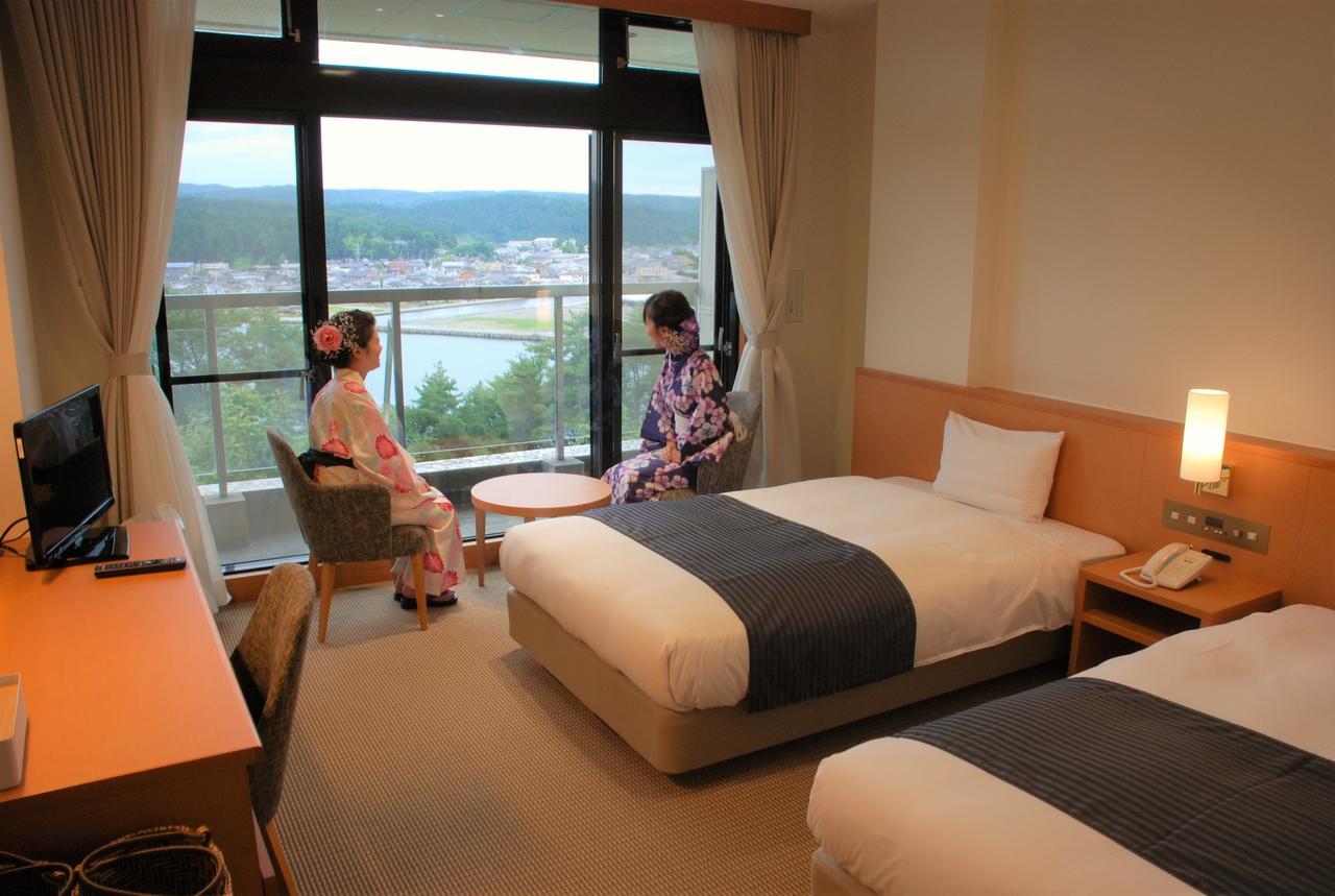 Castle Manai Hotel Anamizu Buitenkant foto